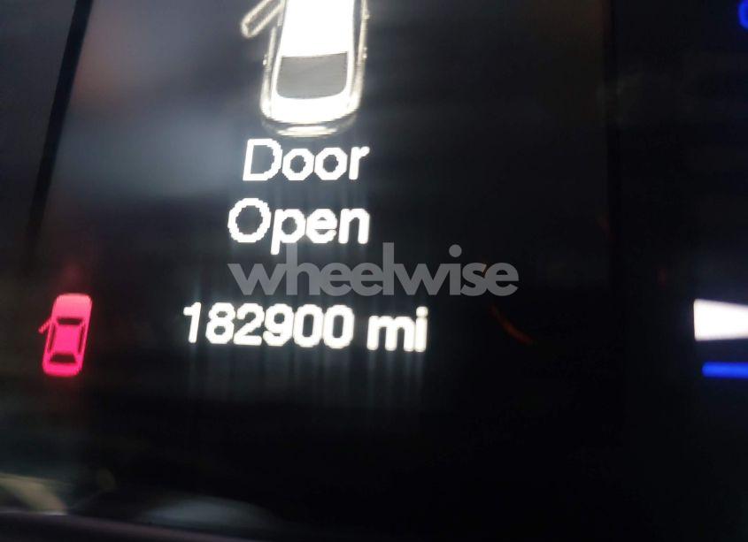 Photo 15 of 2016 Chrysler 200 LIMITED (VIN 1C3CCCAB8GN109121)