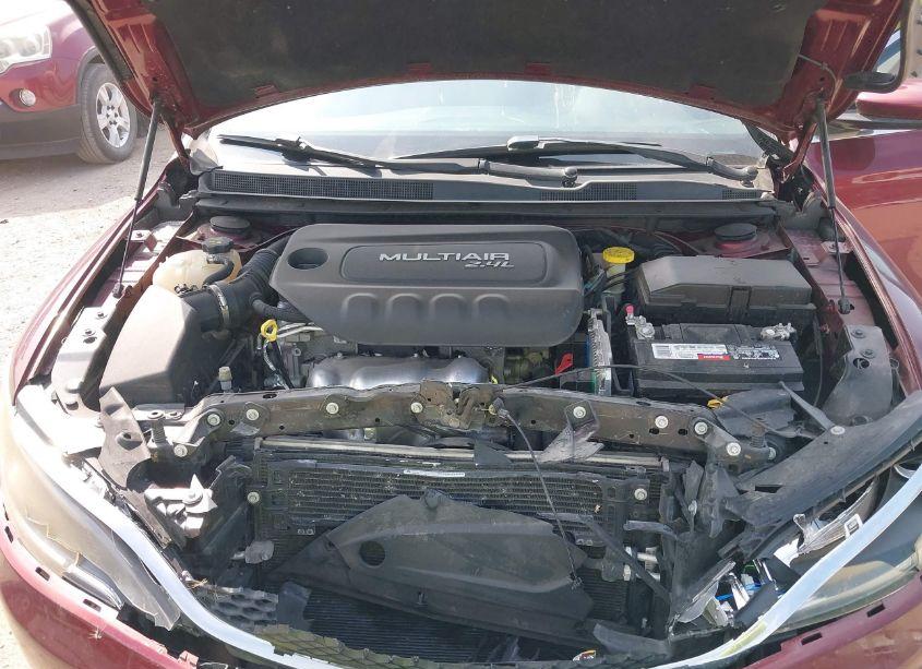 Photo 10 of 2016 Chrysler 200 LIMITED (VIN 1C3CCCAB8GN166337)