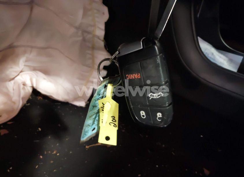 Photo 11 of 2016 Chrysler 200 LIMITED (VIN 1C3CCCAB8GN168136)