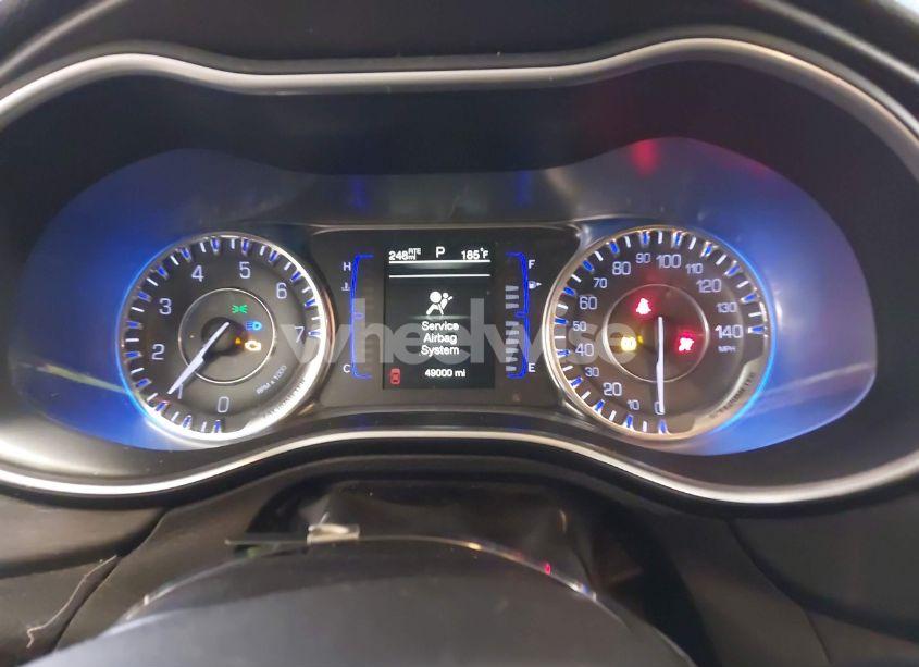 Photo 7 of 2016 Chrysler 200 LIMITED (VIN 1C3CCCAB8GN168136)