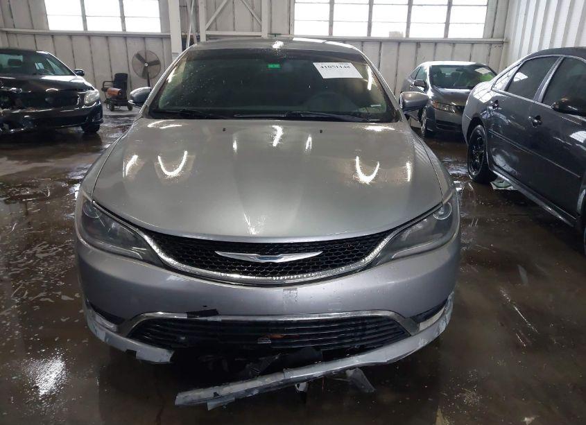 Photo 12 of 2015 Chrysler 200 LIMITED (VIN 1C3CCCAB9FN526861)