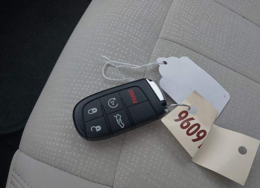 Photo 11 of 2015 Chrysler 200 LIMITED (VIN 1C3CCCAB9FN536449)