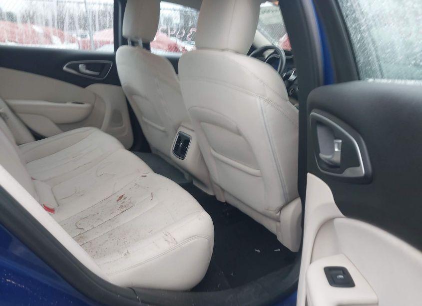 Photo 8 of 2015 Chrysler 200 LIMITED (VIN 1C3CCCAB9FN536449)