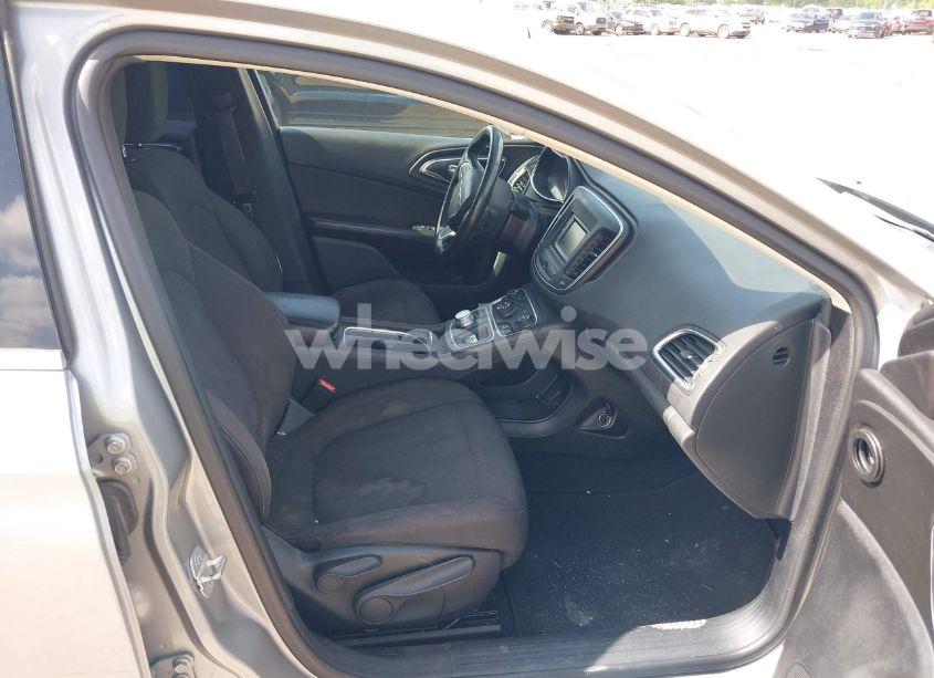 Photo 5 of 2015 Chrysler 200 LIMITED (VIN 1C3CCCAB9FN539609)