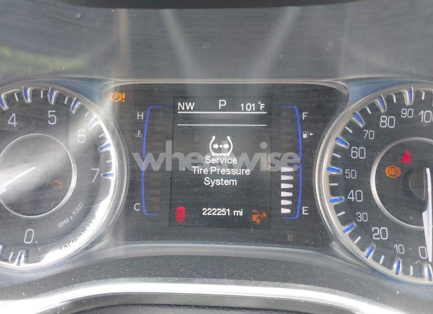 Photo 7 of 2015 Chrysler 200 LIMITED (VIN 1C3CCCAB9FN539609)