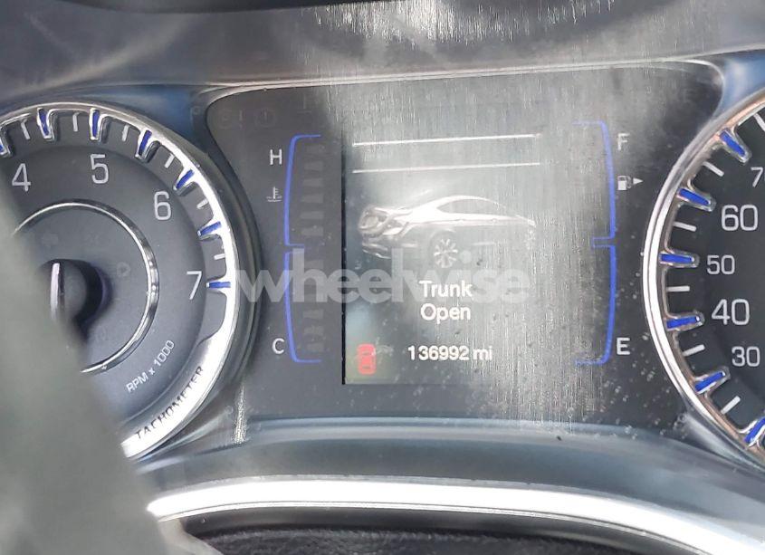 Photo 7 of 2015 Chrysler 200 LIMITED (VIN 1C3CCCAB9FN553199)