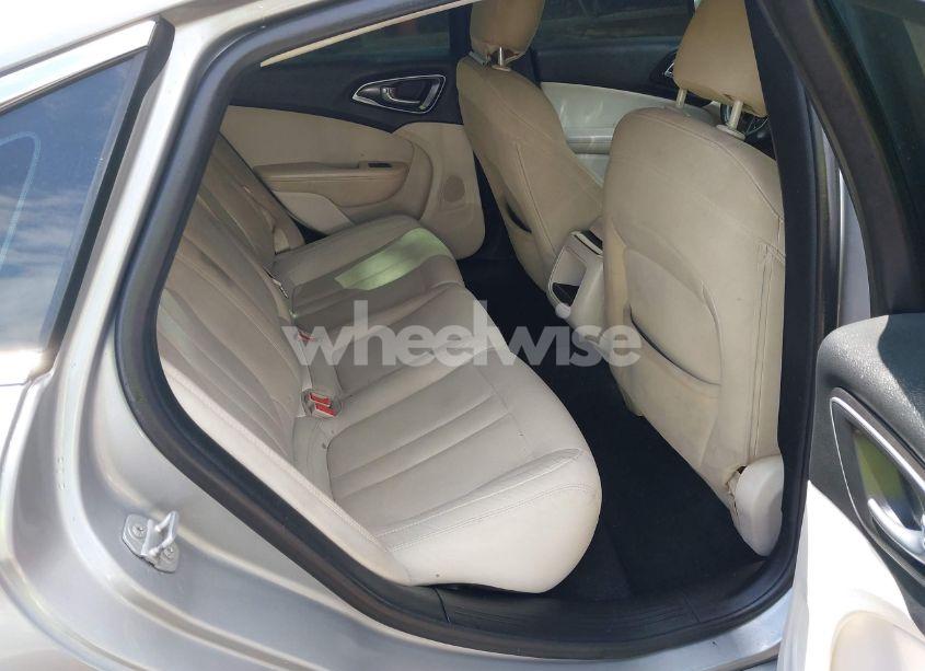 Photo 8 of 2015 Chrysler 200 LIMITED (VIN 1C3CCCAB9FN553199)