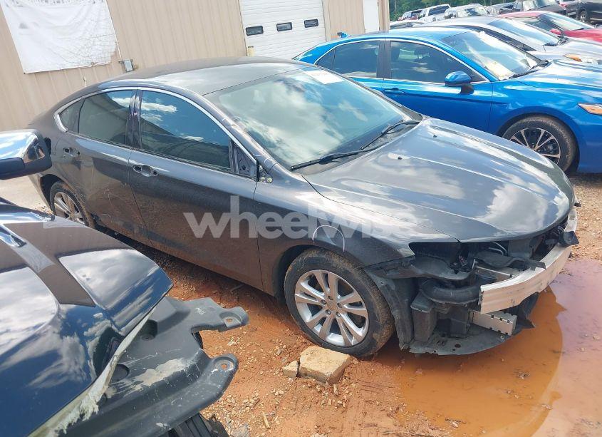 2015 Chrysler 200 LIMITED (VIN 1C3CCCAB9FN557964) main photo