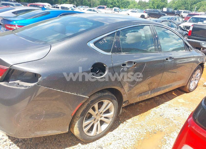 Photo 6 of 2015 Chrysler 200 LIMITED (VIN 1C3CCCAB9FN557964)