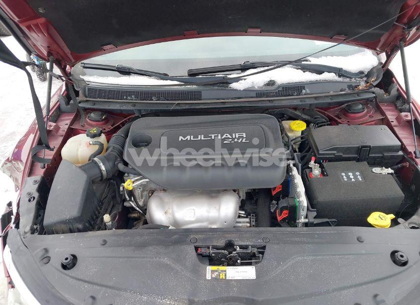 Photo 10 of 2015 Chrysler 200 LIMITED (VIN 1C3CCCAB9FN559861)