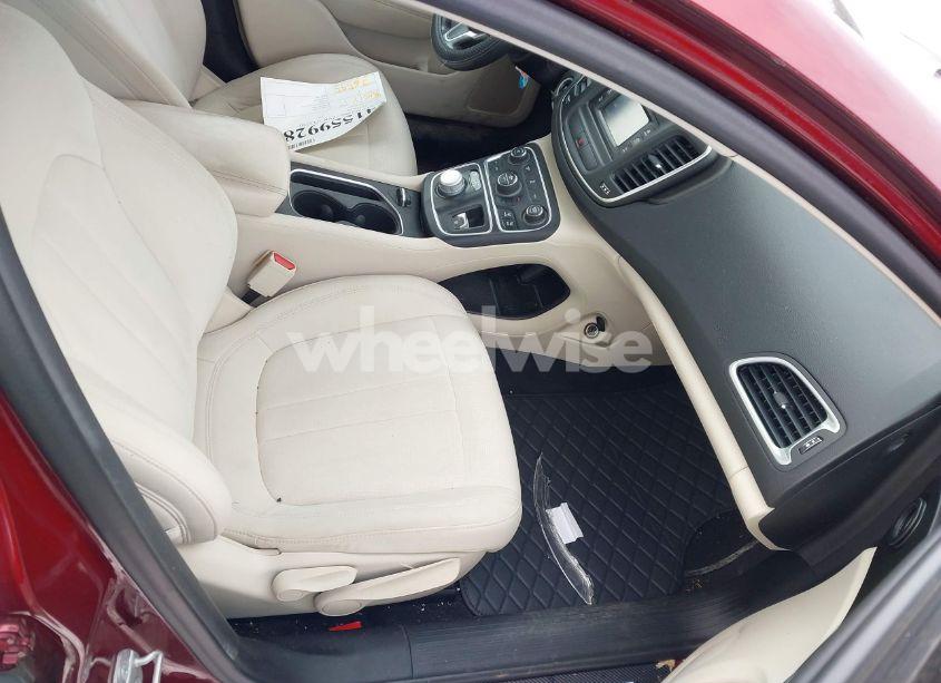 Photo 5 of 2015 Chrysler 200 LIMITED (VIN 1C3CCCAB9FN559861)