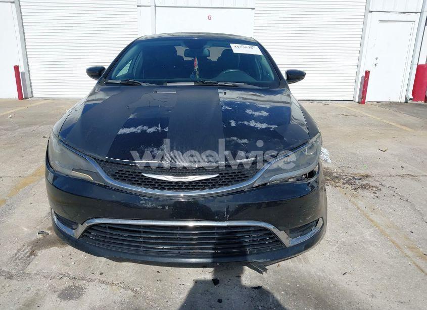 Photo 12 of 2015 Chrysler 200 LIMITED (VIN 1C3CCCAB9FN561609)