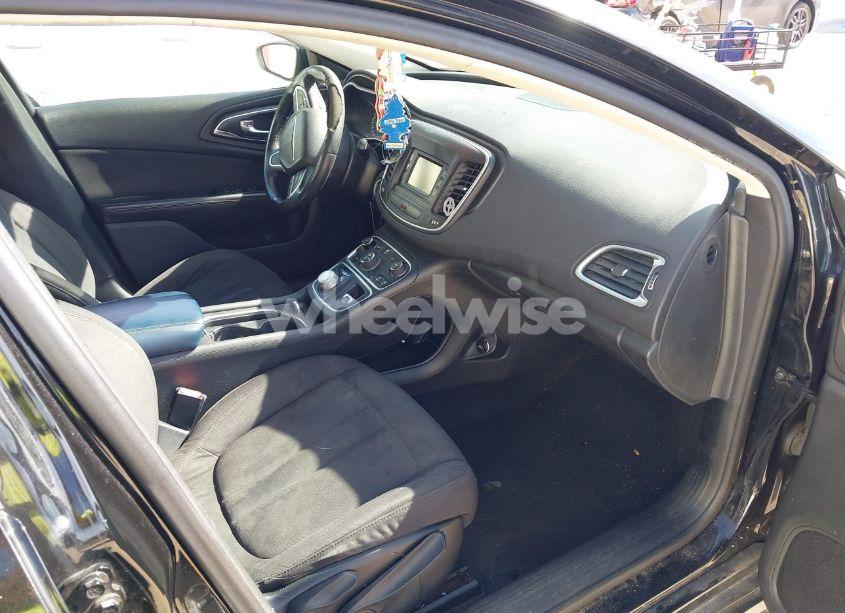 Photo 5 of 2015 Chrysler 200 LIMITED (VIN 1C3CCCAB9FN561609)