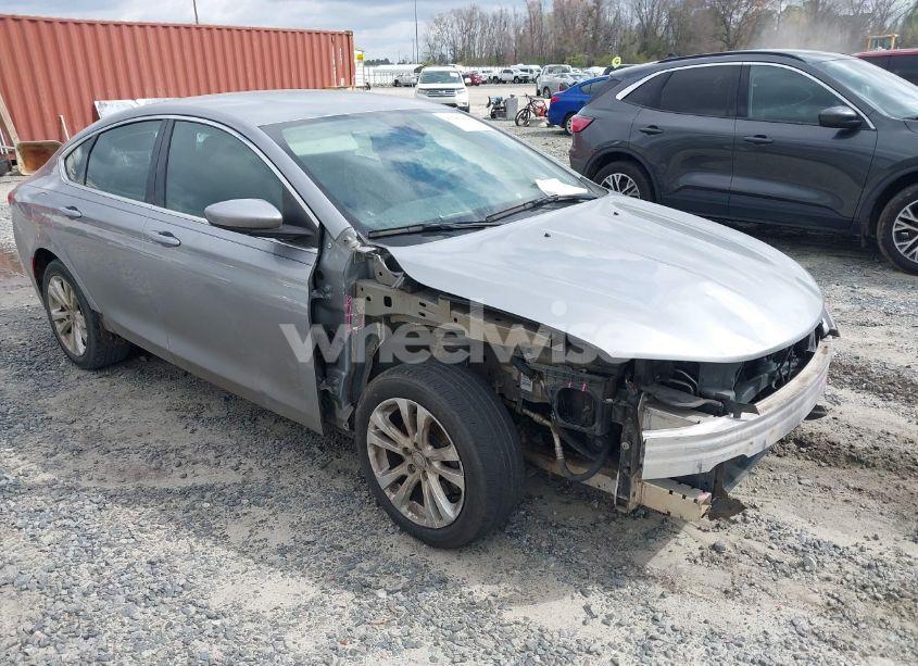 2015 Chrysler 200 LIMITED (VIN 1C3CCCAB9FN584565) main photo