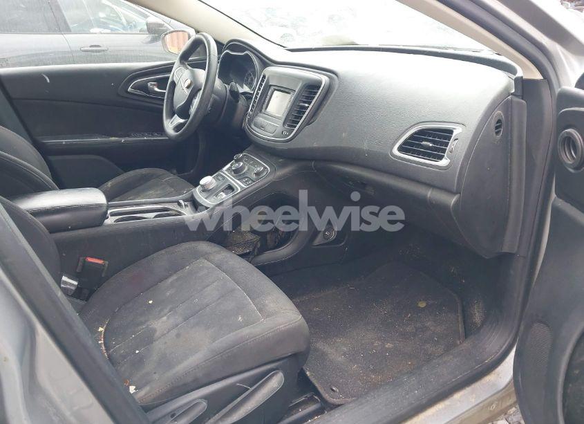 Photo 5 of 2015 Chrysler 200 LIMITED (VIN 1C3CCCAB9FN584565)