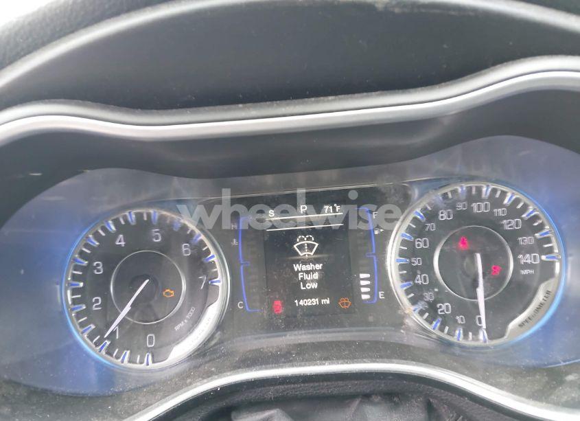 Photo 7 of 2015 Chrysler 200 LIMITED (VIN 1C3CCCAB9FN584565)