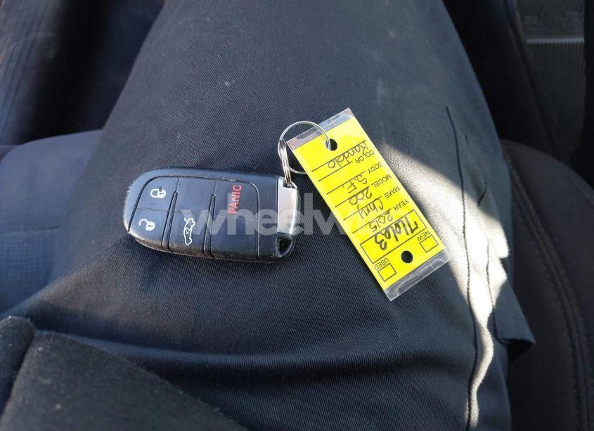 Photo 11 of 2015 Chrysler 200 LIMITED (VIN 1C3CCCAB9FN598546)