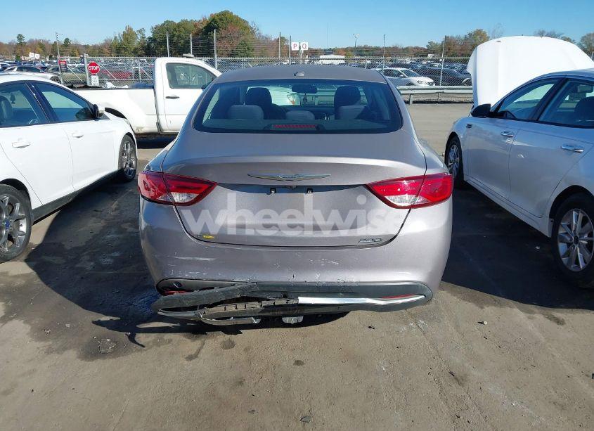 Photo 16 of 2015 Chrysler 200 LIMITED (VIN 1C3CCCAB9FN598546)