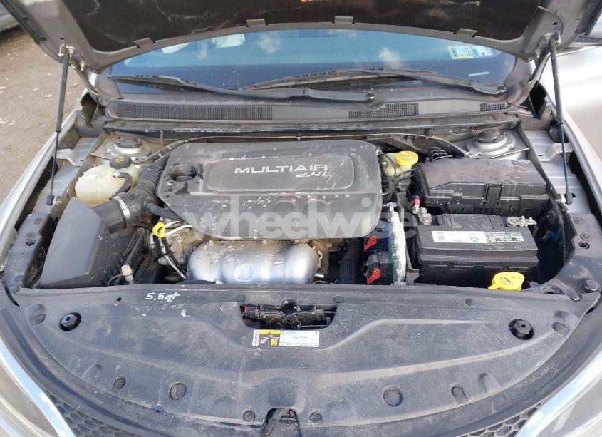 Photo 10 of 2015 Chrysler 200 LIMITED (VIN 1C3CCCAB9FN609738)