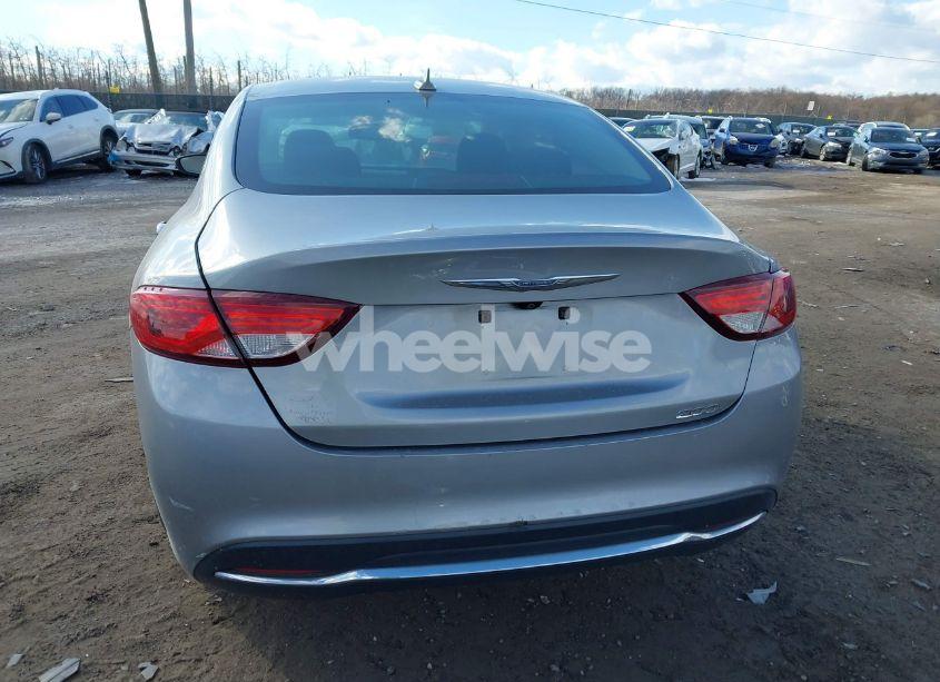 Photo 16 of 2015 Chrysler 200 LIMITED (VIN 1C3CCCAB9FN609738)