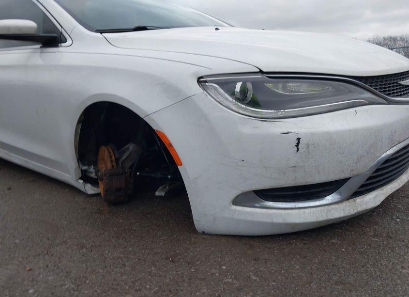 Photo 6 of 2015 Chrysler 200 LIMITED (VIN 1C3CCCAB9FN614115)