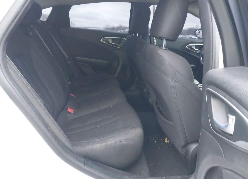 Photo 8 of 2015 Chrysler 200 LIMITED (VIN 1C3CCCAB9FN614115)