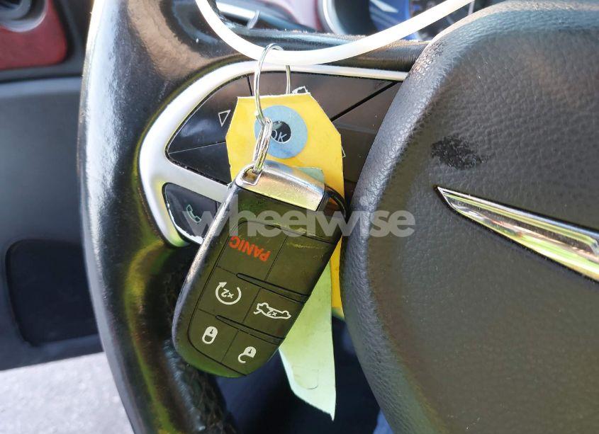 Photo 11 of 2015 Chrysler 200 LIMITED (VIN 1C3CCCAB9FN642965)