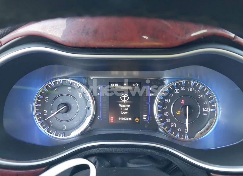 Photo 7 of 2015 Chrysler 200 LIMITED (VIN 1C3CCCAB9FN642965)