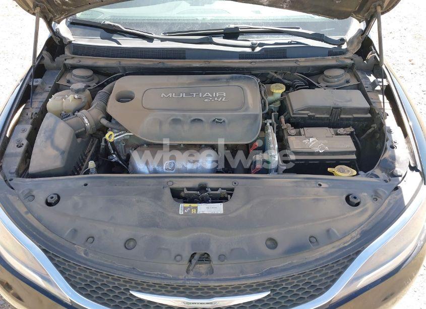 Photo 10 of 2015 Chrysler 200 LIMITED (VIN 1C3CCCAB9FN646224)