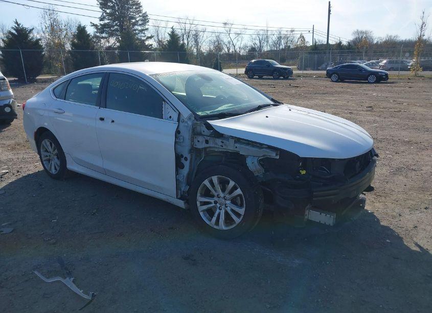 2015 Chrysler 200 LIMITED (VIN 1C3CCCAB9FN649351) main photo