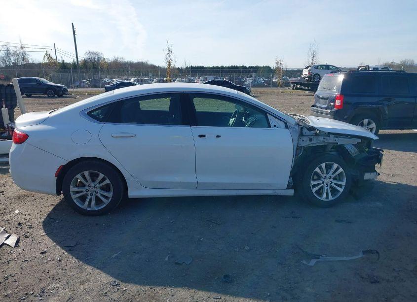 Photo 13 of 2015 Chrysler 200 LIMITED (VIN 1C3CCCAB9FN649351)