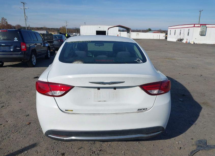 Photo 16 of 2015 Chrysler 200 LIMITED (VIN 1C3CCCAB9FN649351)