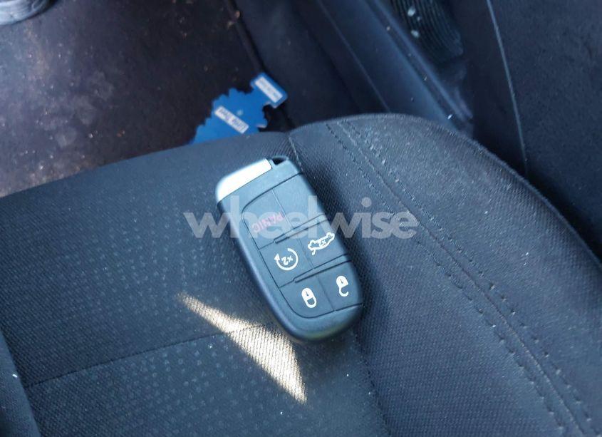 Photo 11 of 2015 Chrysler 200 LIMITED (VIN 1C3CCCAB9FN649396)