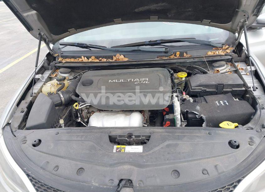 Photo 10 of 2015 Chrysler 200 LIMITED (VIN 1C3CCCAB9FN666621)