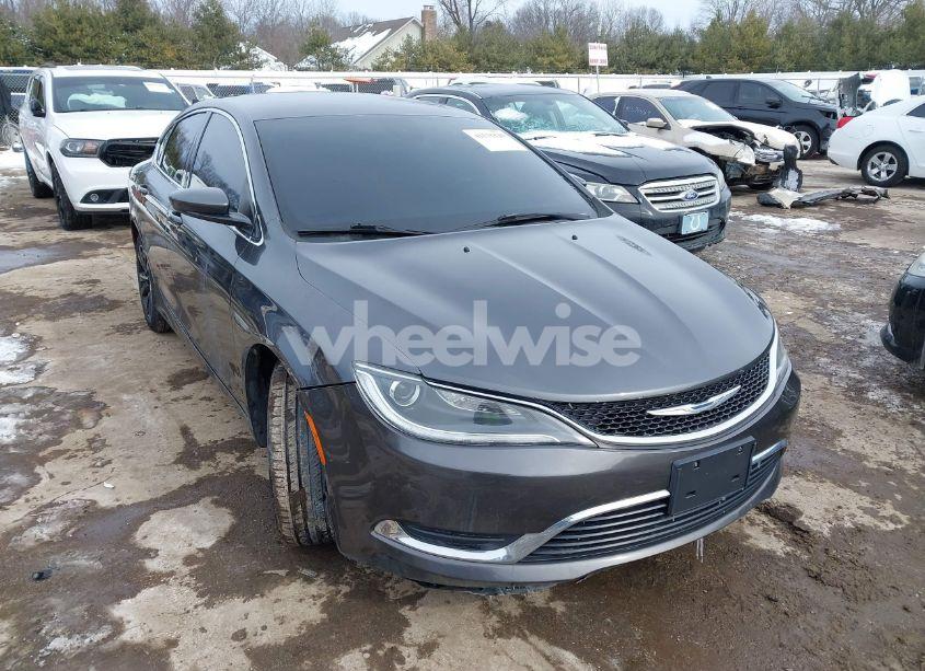 2015 Chrysler 200 LIMITED (VIN 1C3CCCAB9FN672547) main photo