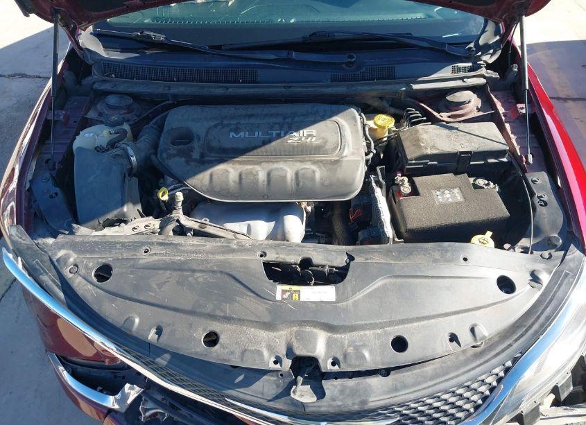 Photo 10 of 2015 Chrysler 200 LIMITED (VIN 1C3CCCAB9FN699442)