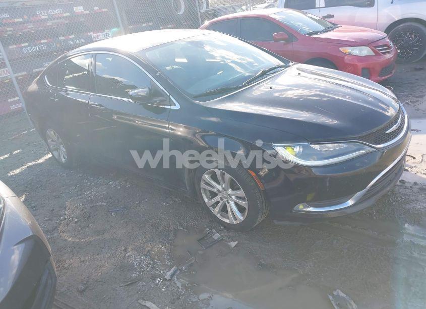 2015 Chrysler 200 LIMITED (VIN 1C3CCCAB9FN715400) main photo