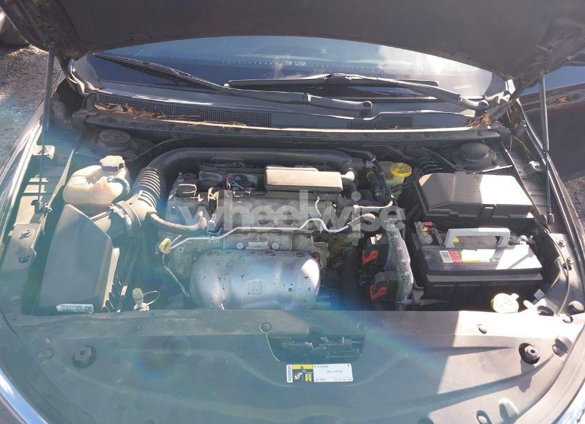 Photo 10 of 2015 Chrysler 200 LIMITED (VIN 1C3CCCAB9FN715400)