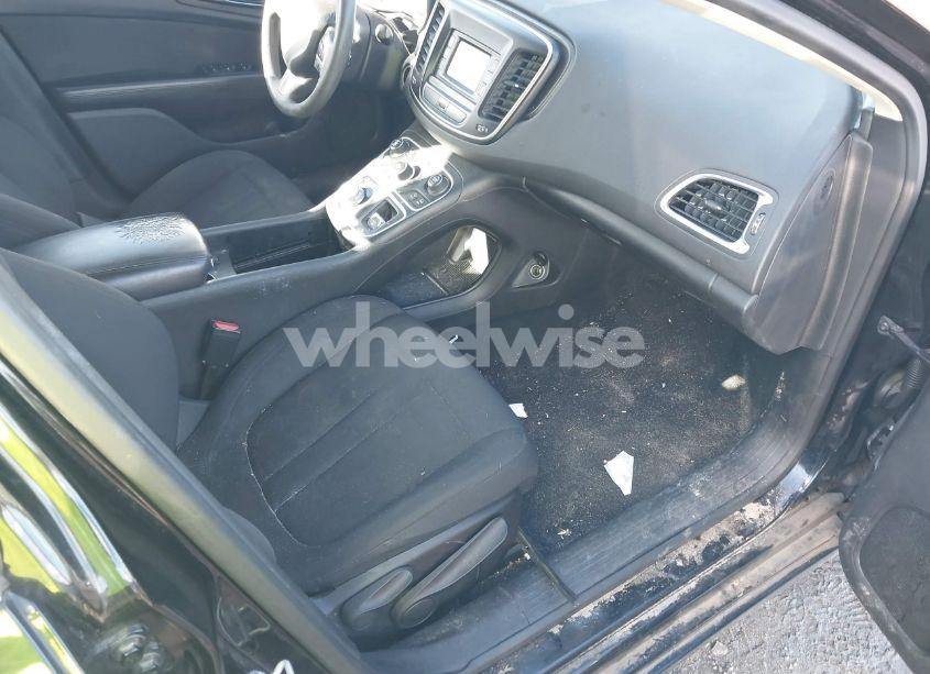 Photo 5 of 2015 Chrysler 200 LIMITED (VIN 1C3CCCAB9FN715400)