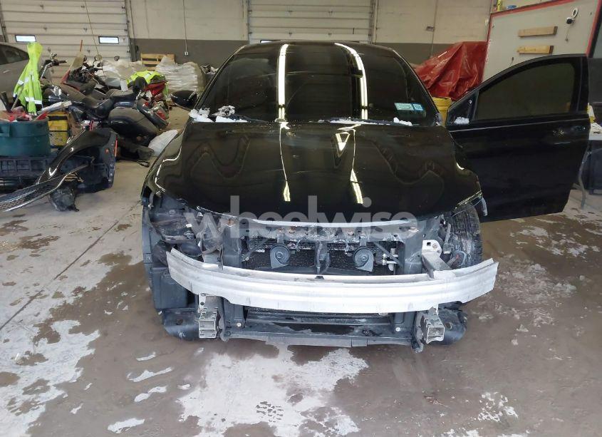 Photo 6 of 2015 Chrysler 200 LIMITED (VIN 1C3CCCAB9FN724632)