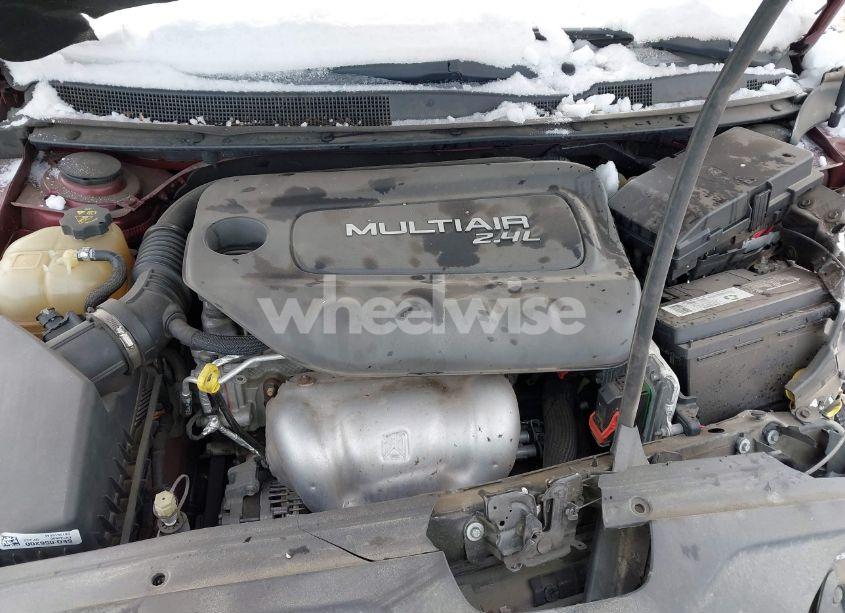 Photo 10 of 2015 Chrysler 200 LIMITED (VIN 1C3CCCAB9FN743696)