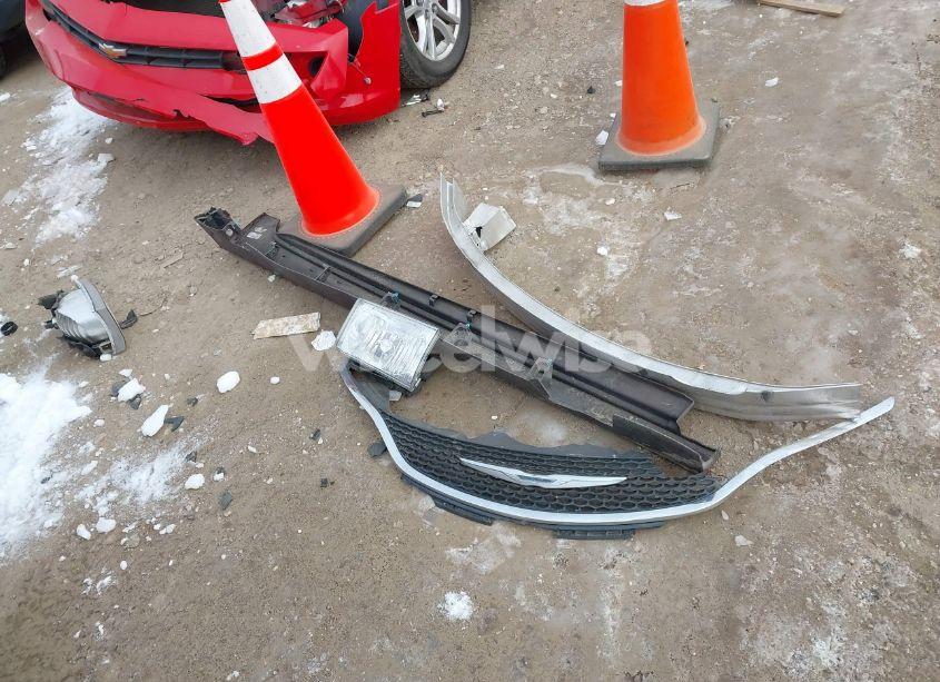 Photo 11 of 2015 Chrysler 200 LIMITED (VIN 1C3CCCAB9FN743696)