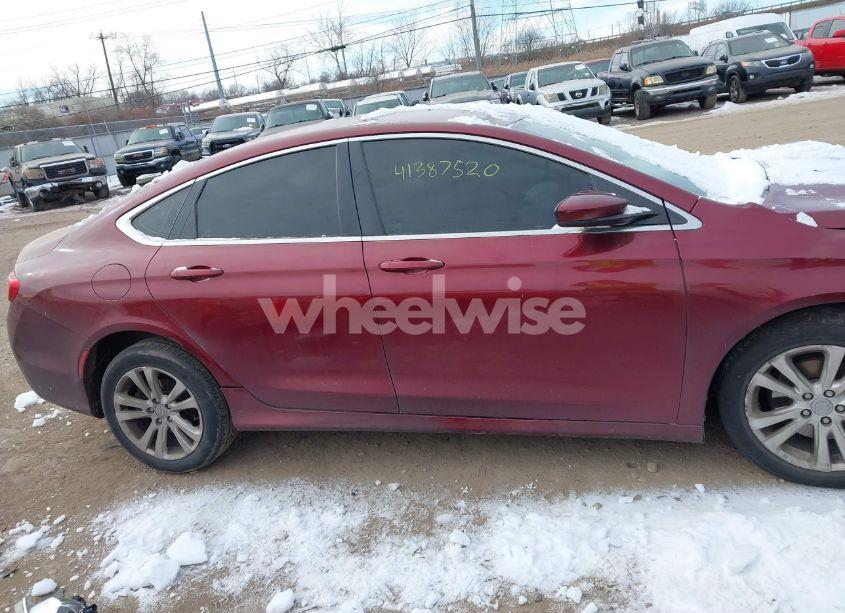 Photo 13 of 2015 Chrysler 200 LIMITED (VIN 1C3CCCAB9FN743696)