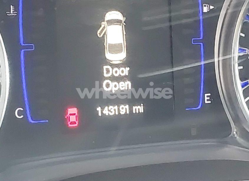 Photo 15 of 2015 Chrysler 200 LIMITED (VIN 1C3CCCAB9FN743696)