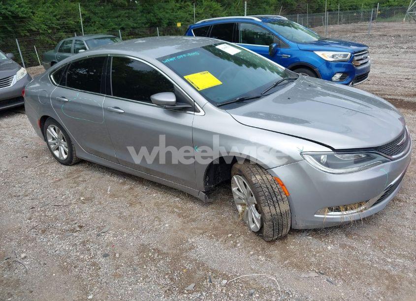 2015 Chrysler 200 LIMITED (VIN 1C3CCCAB9FN744430) main photo
