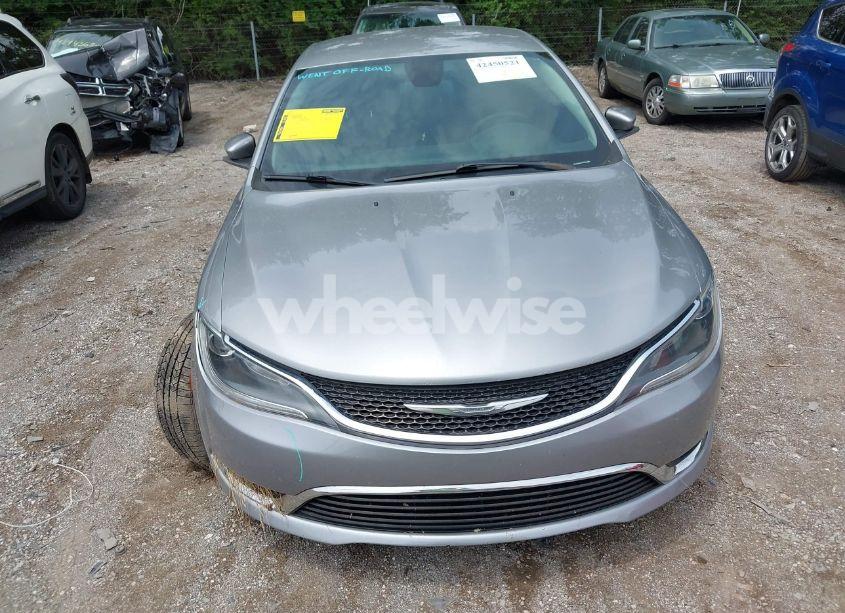 Photo 13 of 2015 Chrysler 200 LIMITED (VIN 1C3CCCAB9FN744430)