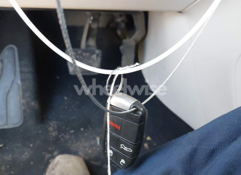 Photo 11 of 2015 Chrysler 200 LIMITED (VIN 1C3CCCAB9FN747960)