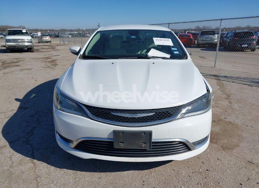 Photo 12 of 2015 Chrysler 200 LIMITED (VIN 1C3CCCAB9FN747960)