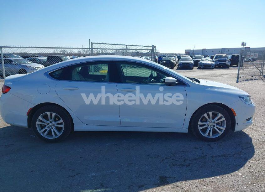 Photo 13 of 2015 Chrysler 200 LIMITED (VIN 1C3CCCAB9FN747960)