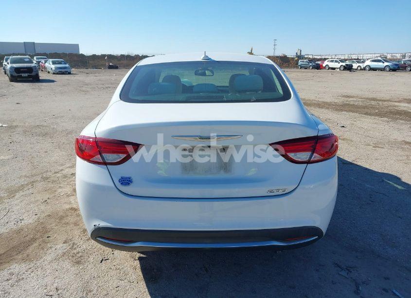 Photo 16 of 2015 Chrysler 200 LIMITED (VIN 1C3CCCAB9FN747960)